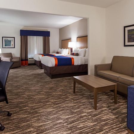 Best Western Plus Ardmore Inn & Suites Exterior photo