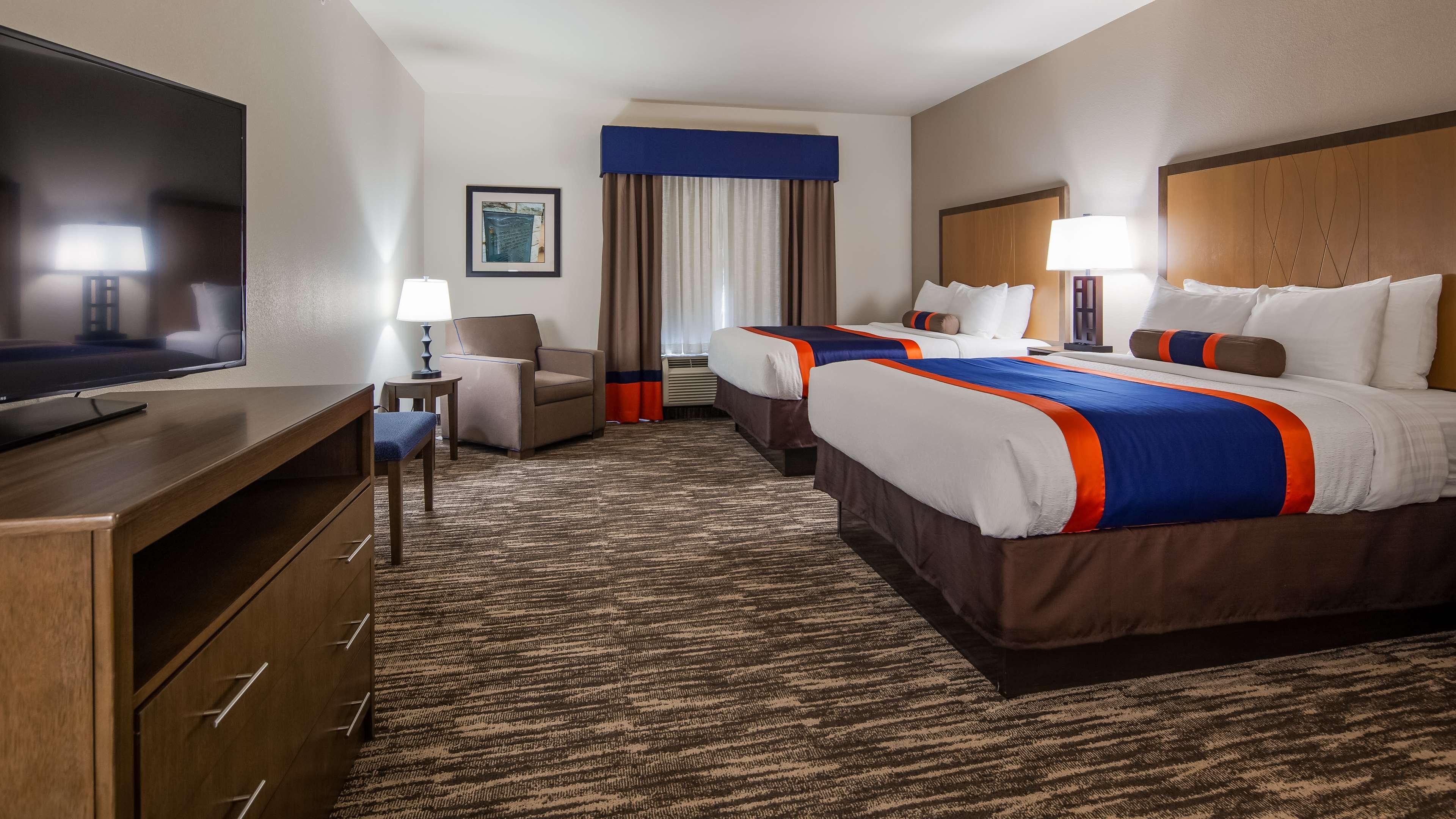 Best Western Plus Ardmore Inn & Suites Exterior photo